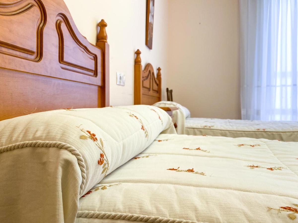 Vivienda Turistica Los Leones بيرلانغا دي دويرو المظهر الخارجي الصورة